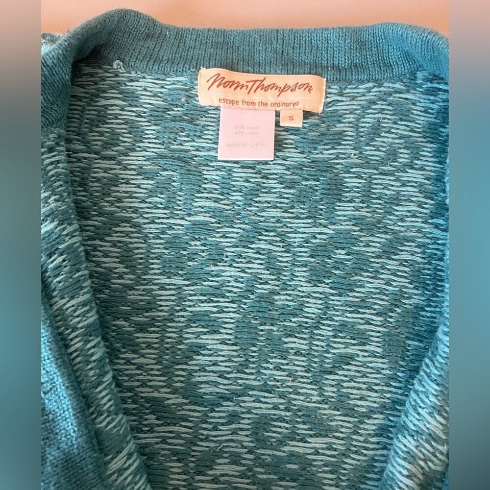 Norm Thompson Women’s Cardigan Sweater - size S - Picture 2 of 8